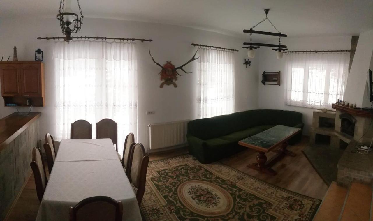 Soaptele Padurii & Casuta Din Padure Sucevita Dış mekan fotoğraf